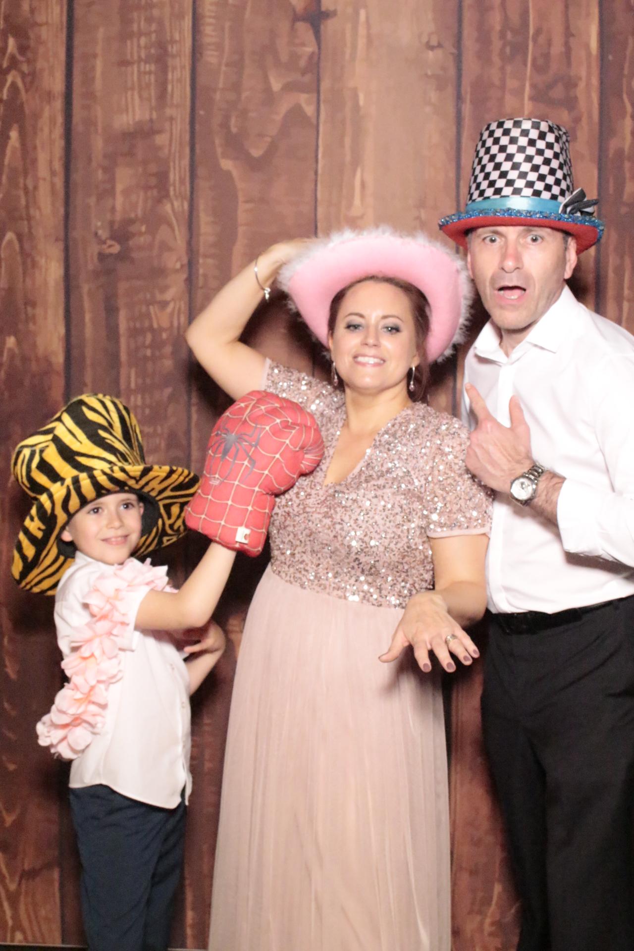 Christopher & Nicole's Wedding | View more photos from the event at gallery.myphotoboothexperience.co.uk/u/MyPhotoBoothExperienceLtd/Christopher-Nicoles-Wedding